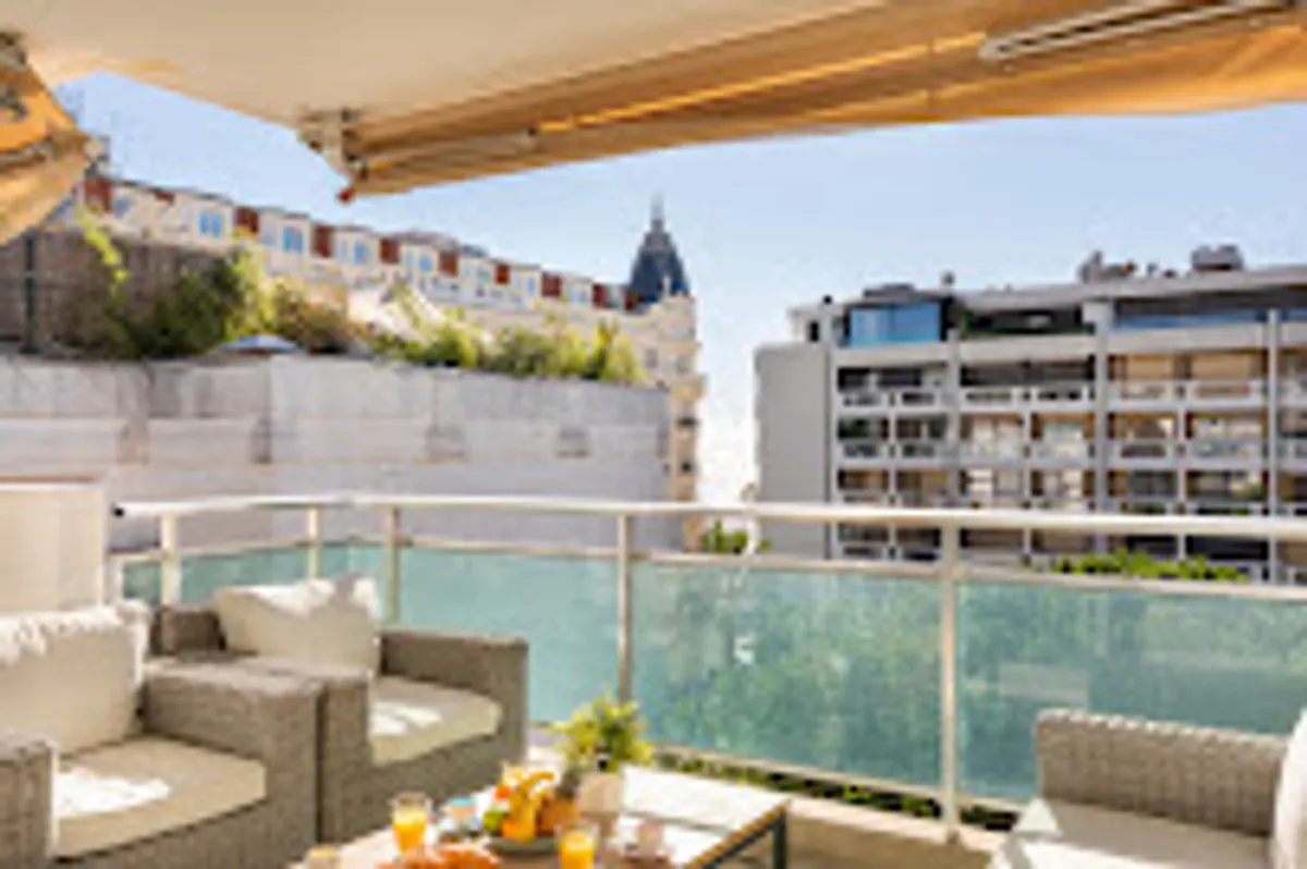 Azurenting | conciergerie sur Golfe-Juan