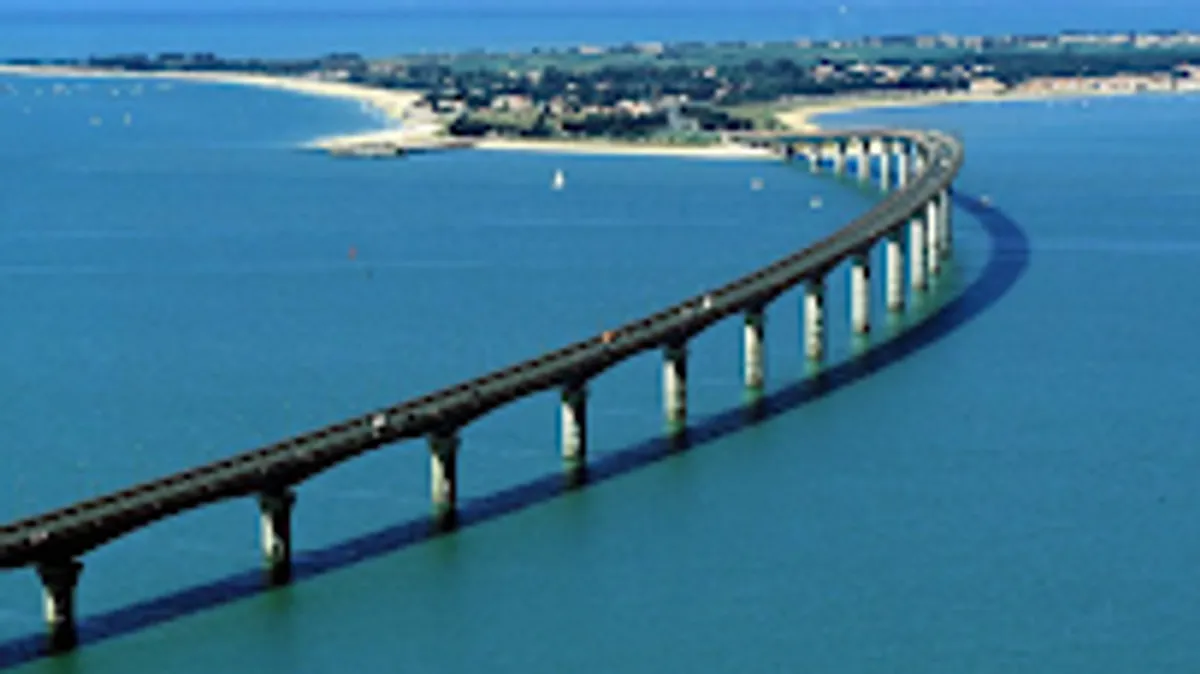 conciergerie lotus île de ré la rochelle